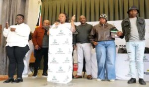 youth unemployment feature image with leaders speaking on a stage setting