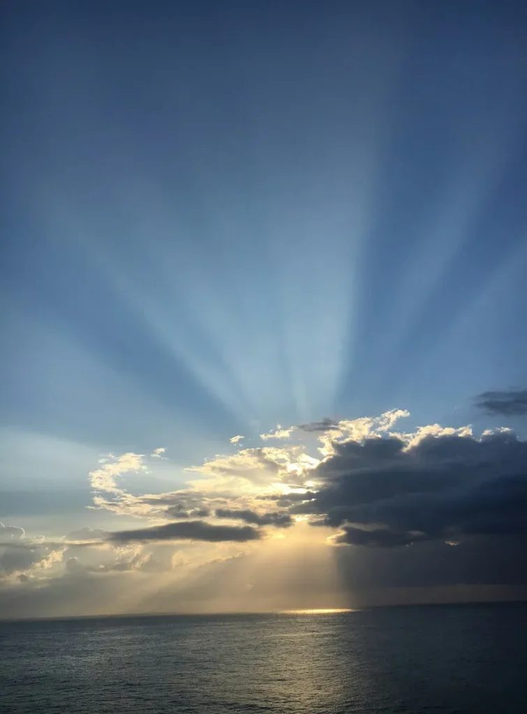 women silver lining in the sky